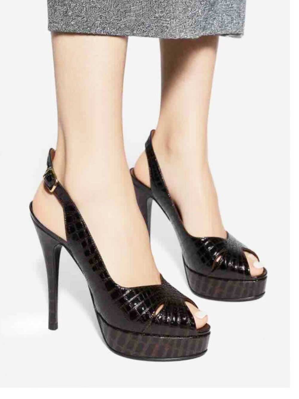 Stuart Weitzman Brown Patent Croc Embossed Platform Slingback Heels 8.5
